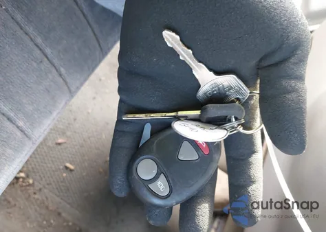 2001 Buick Century Custom from USA, damaged, VIN 2G4WS52JX11200442